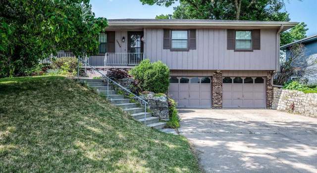 Photo of 10329 V St, Omaha, NE 68127