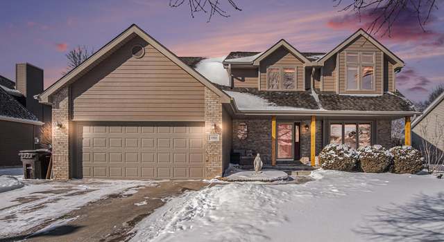 Photo of 2921 Crown Pointe Rd, Lincoln, NE 68506