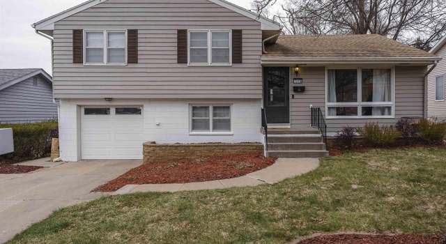 Photo of 7318 Seward St, Omaha, NE 68114