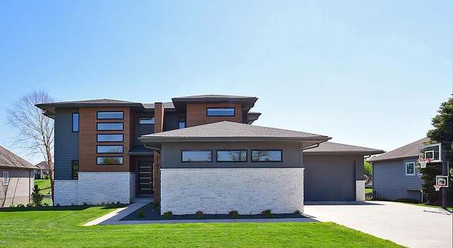 Photo of 11811 N 179 St, Bennington, NE 68007