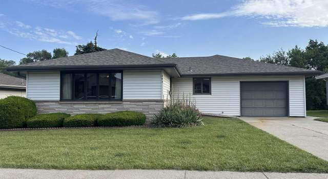Photo of 952 E Sherman St, West Point, NE 68788