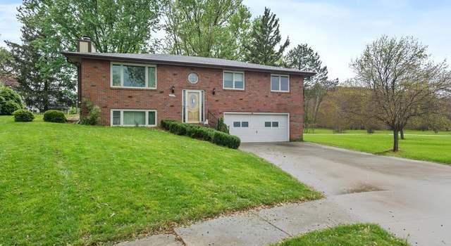 Photo of 5131 Deerwood Cir, Lincoln, NE 68516