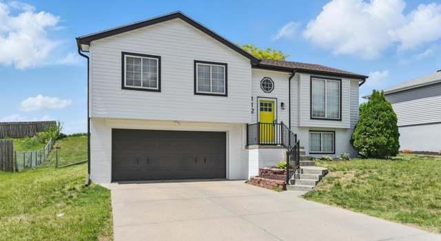 Photo of 112 Citadel Dr, Papillion, NE 68133