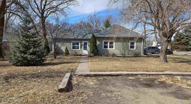 Photo of 404 F St, Shelton, NE 68876