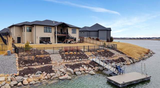 Photo of 10021 Blue Water Bay, Lincoln, NE 68527