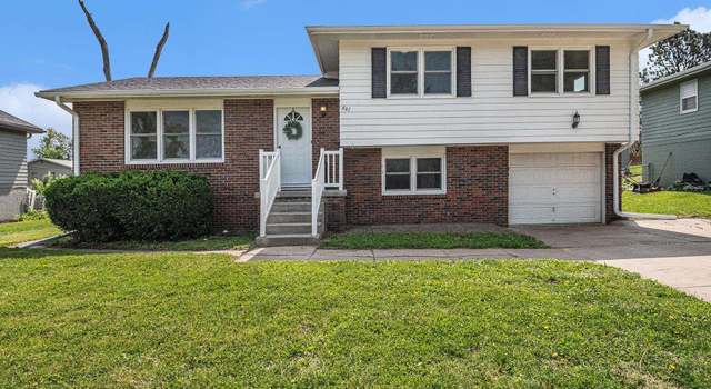 Photo of 807 S Grandview Ave, Papillion, NE 68046