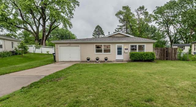 Photo of 9008 Lamont St, Omaha, NE 68124