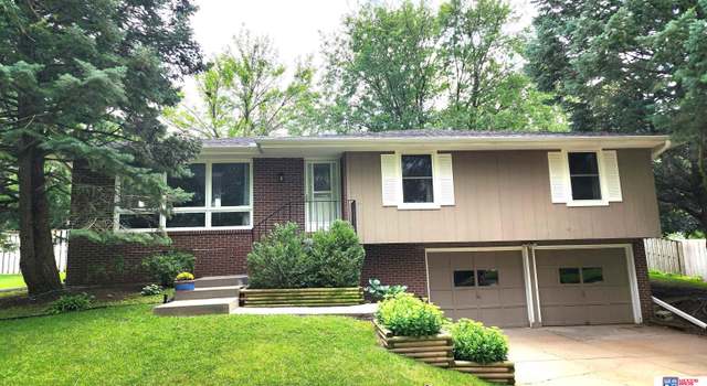 Photo of 1901 Pinedale Ave, Lincoln, NE 68506