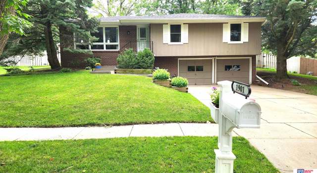 Photo of 1901 Pinedale Ave, Lincoln, NE 68506