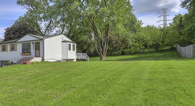 Photo of 12311 B St, Omaha, NE 68144