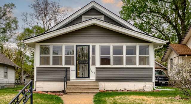 Photo of 2025 Larimore Ave, Omaha, NE 68110