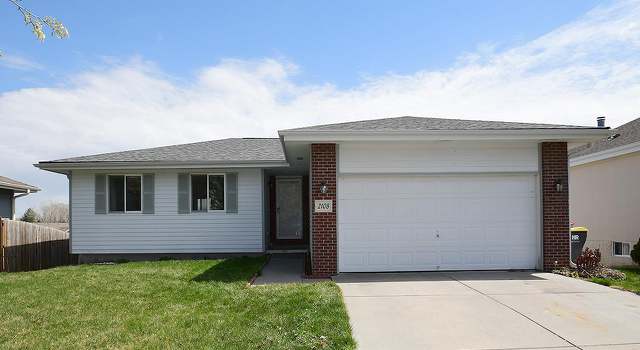 Photo of 2108 NW 54 St, Lincoln, NE 68528