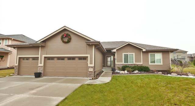 Photo of 7641 Legacy St, Papillion, NE 68046