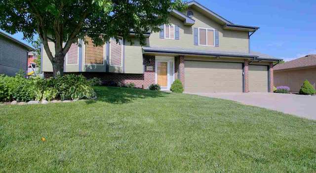 Photo of 7928 S 68th Street Circle, La Vista, NE 68128-4380