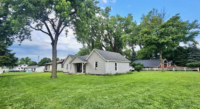 Photo of 451-453 N 10th St, Blair, NE 68008
