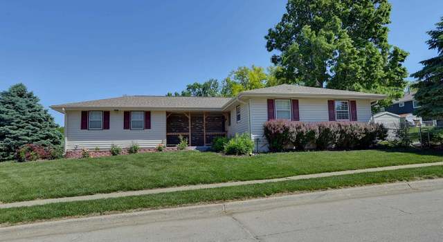 Photo of 11222 X St, Omaha, NE 68137