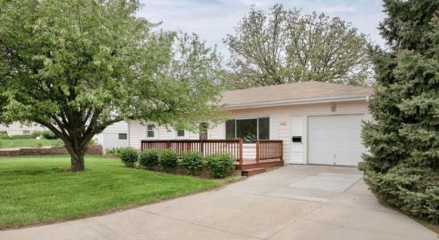 Photo of 1402 Lincoln Rd, Bellevue, NE 68005