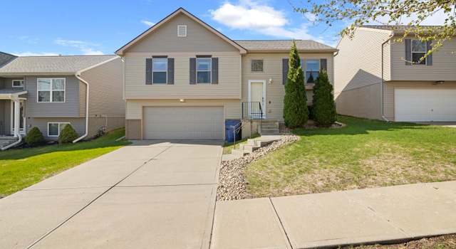 Photo of 14605 Knudsen St, Bennington, NE 68007
