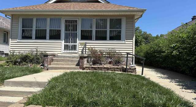 Photo of 424 Grover St, Omaha, NE 68108