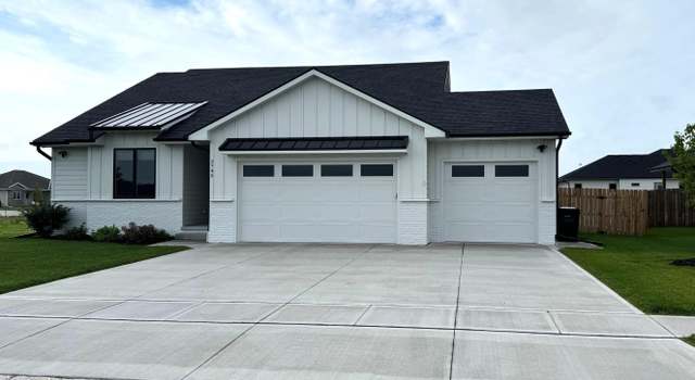 Photo of 2745 Samuel Dr, Fremont, NE 68025