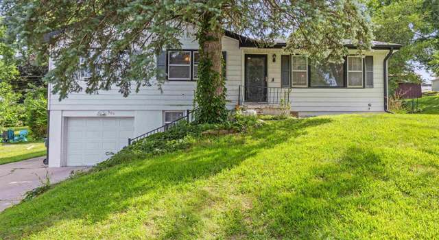 Photo of 305 Westridge Ave, Bellevue, NE 68005