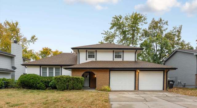 Photo of 10829 Taylor St, Omaha, NE 68164