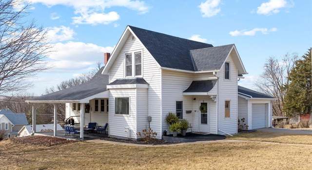 Photo of 512 N Chestnut St, Avoca, IA 51521