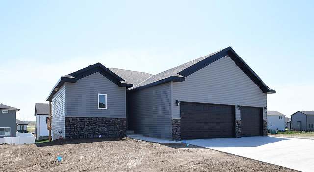 Photo of 5930 SW Sierra Madre Dr, Lincoln, NE 68523