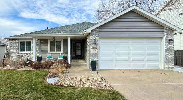 Photo of 3111 Pointe Cir, Lincoln, NE 68506