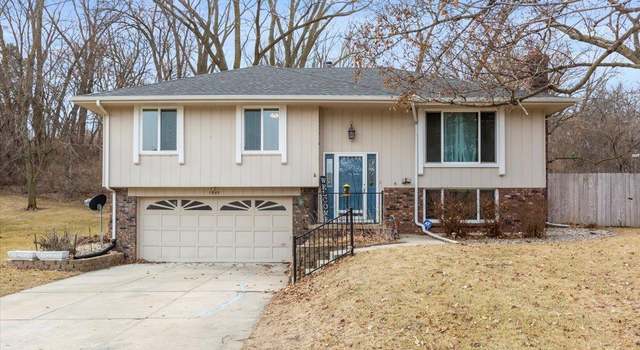 Photo of 7942 Raven Oaks Dr, Omaha, NE 68152