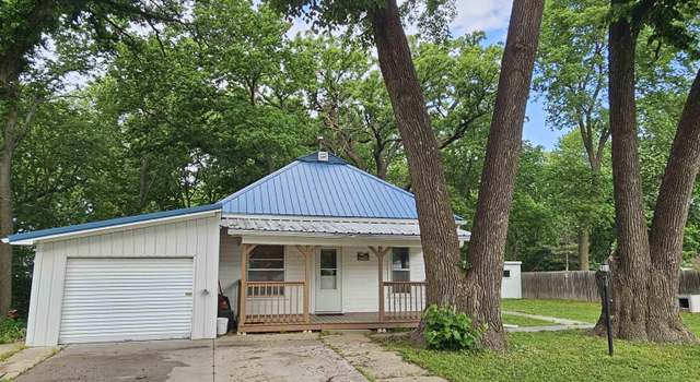 Photo of 472 S East St, Nelson, NE 68961