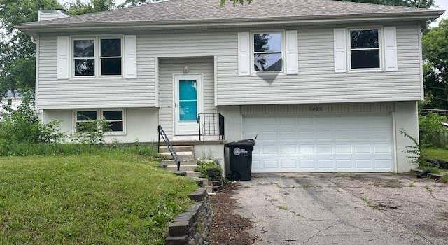 Photo of 5023 Terrace Dr, Omaha, NE 68134