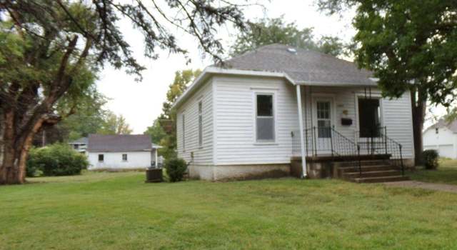 1513 Court St Beatrice NE 68310 Redfin