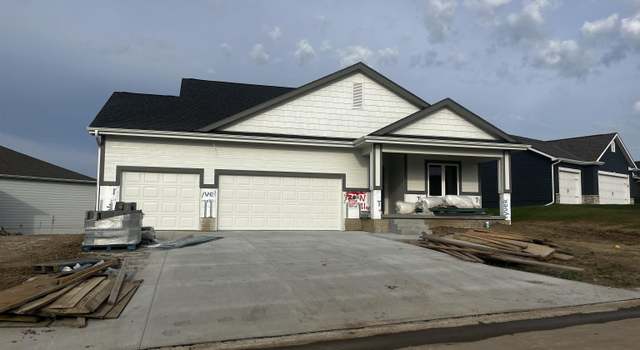 Photo of 720 N 11th Cir, Springfield, NE 68059