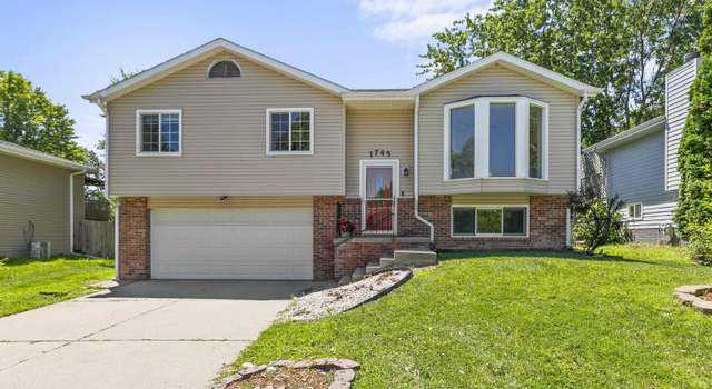 Photo of 1745 Independence Cir, Lincoln, NE 68521