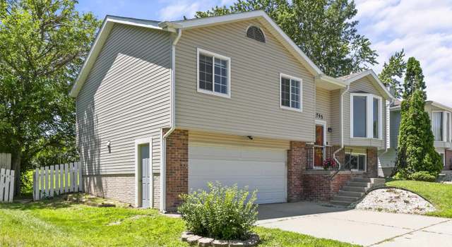 Photo of 1745 Independence Cir, Lincoln, NE 68521