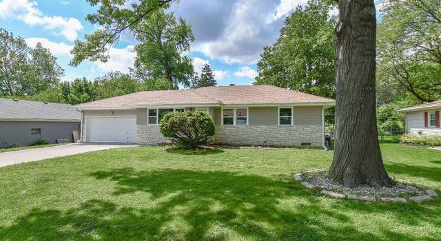 Photo of 7319 Manderson St, Omaha, NE 68134