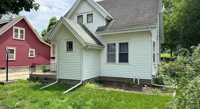 Photo of 3125 C St, Lincoln, NE 68510