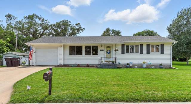 Photo of 8345 Burt St, Omaha, NE 68114