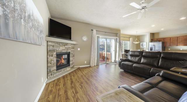 Photo of 14071 Wood Valley Dr, Omaha, NE 68142