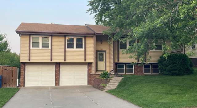Photo of 15005 Versaille St, Bellevue, NE 68123