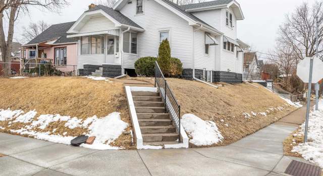 Photo of 2425 Arbor St, Omaha, NE 68105