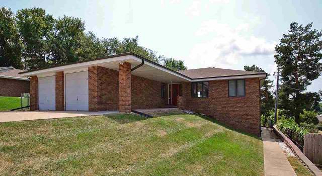 Photo of 9541 Burdette Cir, Omaha, NE 68134