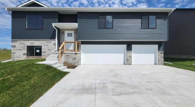 Photo of 1450 W Beartooth Dr, Lincoln, NE 68521