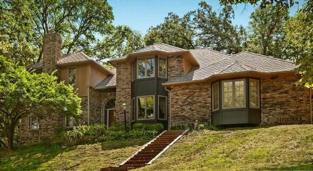 Photo of 6014 Country Club Oaks Pl, Omaha, NE 68152