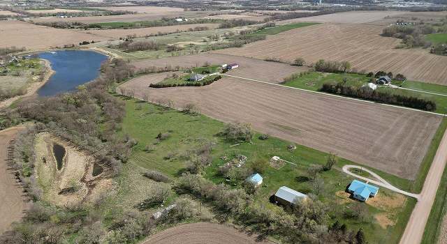 Photo of 330 County Road 2300, Crete, NE 68333