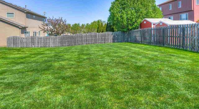 Photo of 1709 Walnut Creek Dr, Papillion, NE 68046