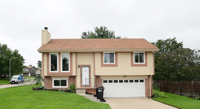 Photo of 5764 N 130th St, Omaha, NE 68164