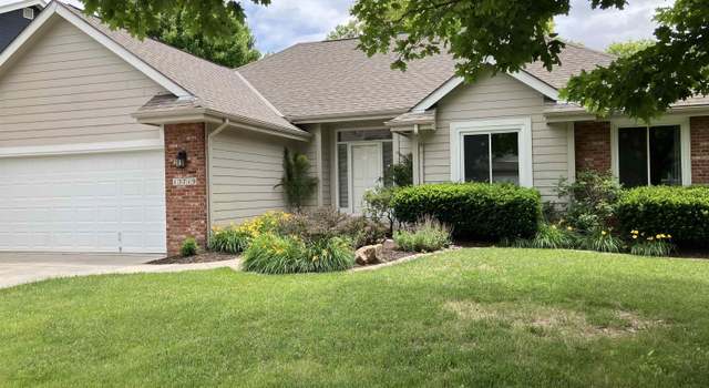 Photo of 13719 Hillsborough Dr, Omaha, NE 68164