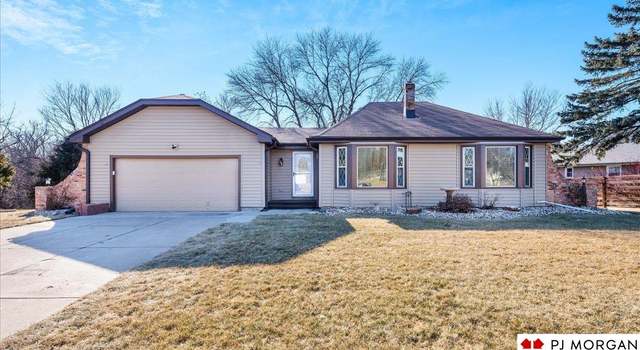 Photo of 5215 Clay Cir, Omaha, NE 68152